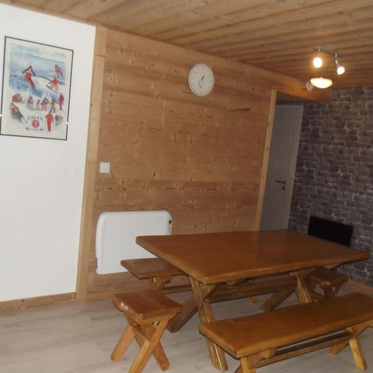 location appartement pied des pistes - Appartement 2 Chambres - 33
