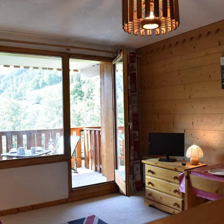Studio pour 4 à Méribel, près des pistes, balcon, casier à ski, animaux non acceptés - FR-1-180-6 - Appartement (4 Adultes) - 8
