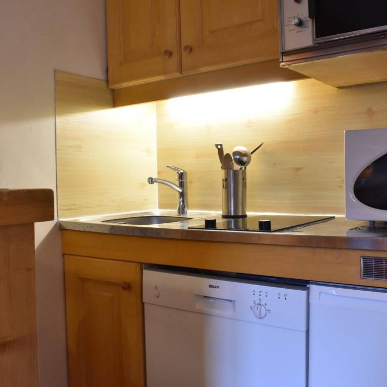 Appartement cosy 5 pers, Méribel, proche des pistes et commerces, animaux admis - FR-1-180-61 - Appartement (4 Adultes) - 2