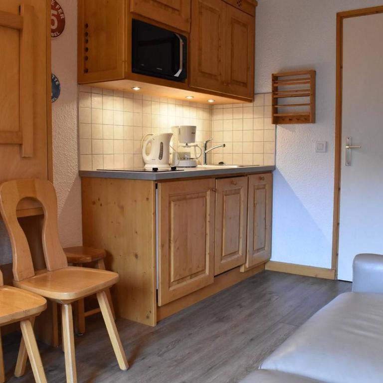 Charmant Studio rénové, balcon Sud, à 50m des pistes - Méribel - FR-1-180-35 - Appartement 1 Chambre - 11