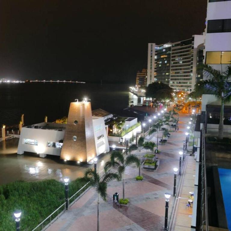 MiniSuite Torres Bellini Vista ThePoint - Apartamento de 1 dormitorio - 12