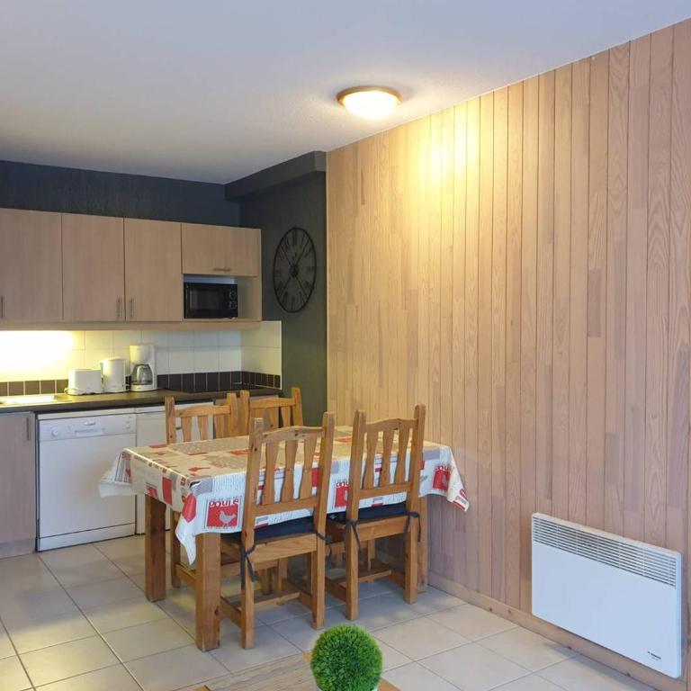 Appartement cosy avec piscine, 4 pers, Les Orres 1800 - FR-1-322-432 - Apartment (4 Erwachsene) - 1