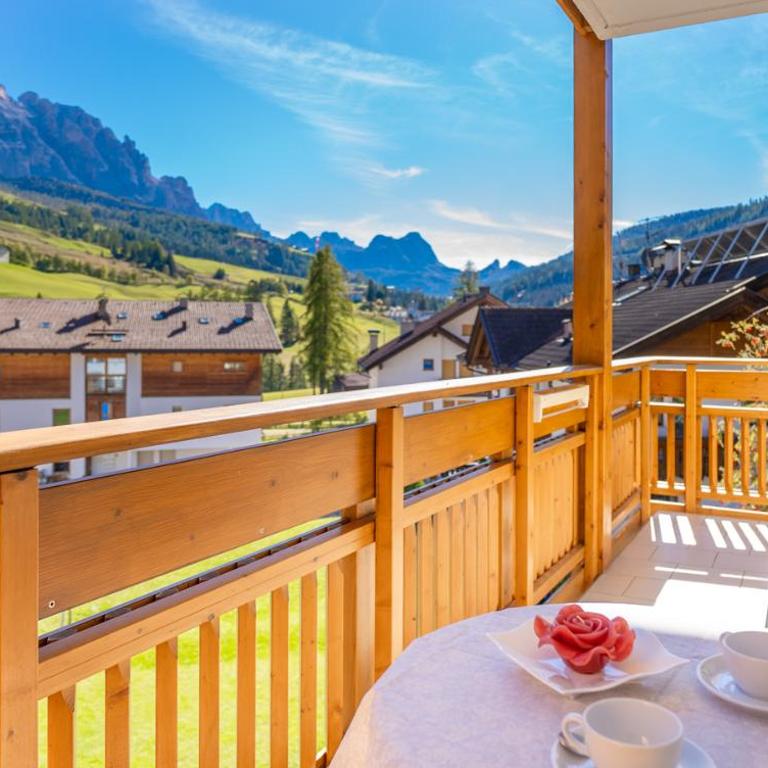 Garnì Lasteis B&B - apartments - Camera Matrimoniale con Vista Montagna - 8