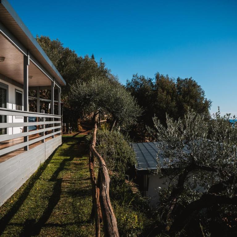 Agriturismo Rose di Pietra - Bungalow Deluxe con Vista Mare - 13