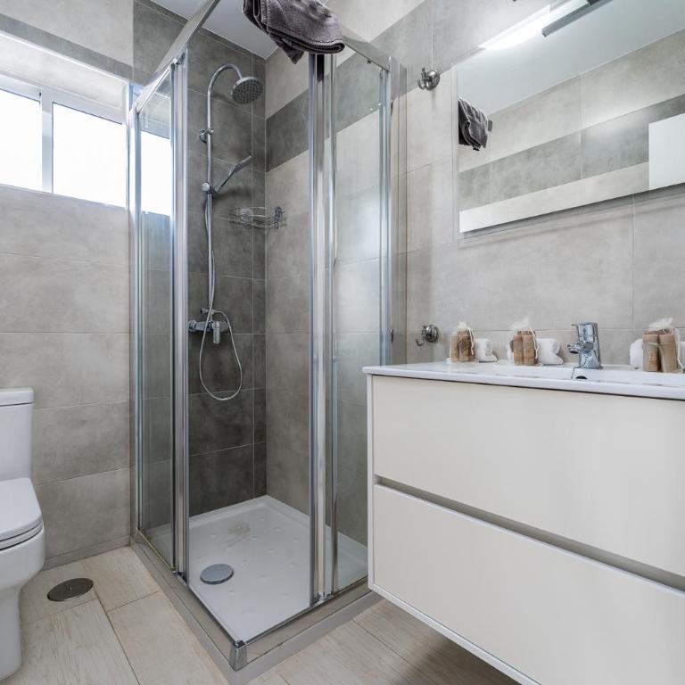 Sea view 2 bedroom apartment 2 min away from the beach - Apartamento de 2 dormitorios - 16