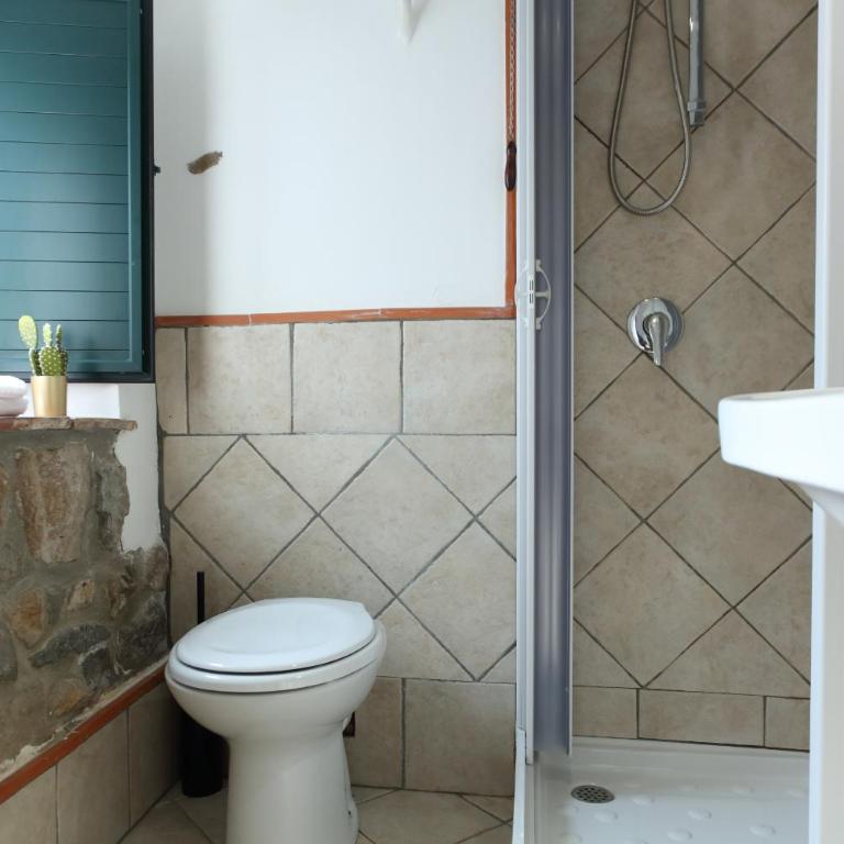 COASTAL Seaview Suite & CENTRAL BALCONY Street View Studio - Apartment with City View - 15