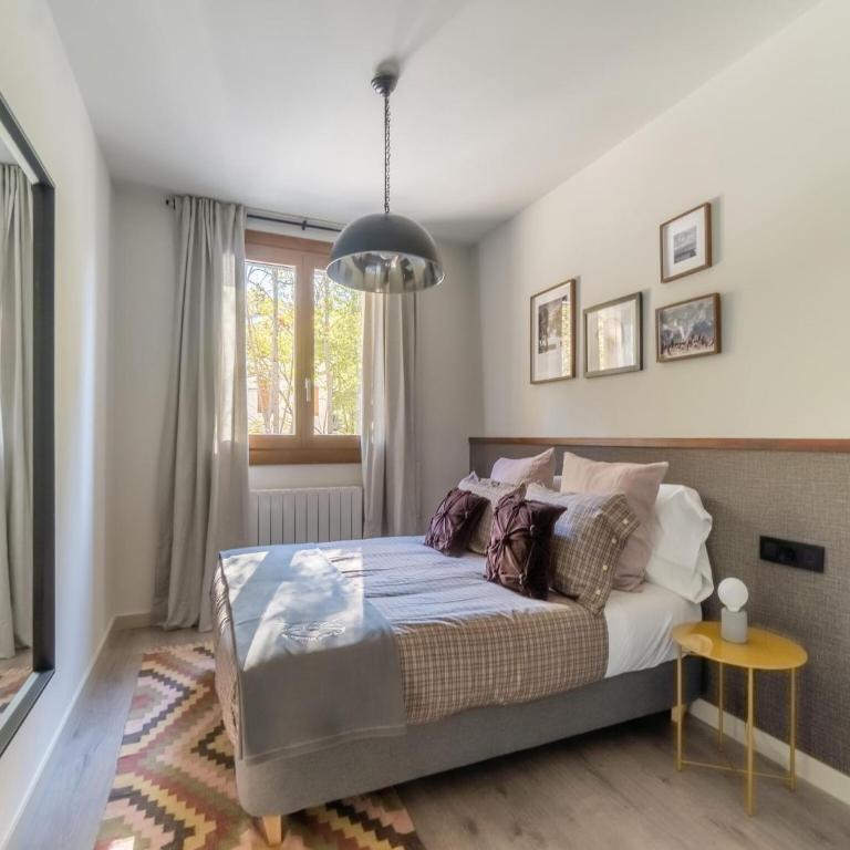 Stone Chalet near Benasque and Scenic Lake - Apartamento de 2 dormitorios - 4