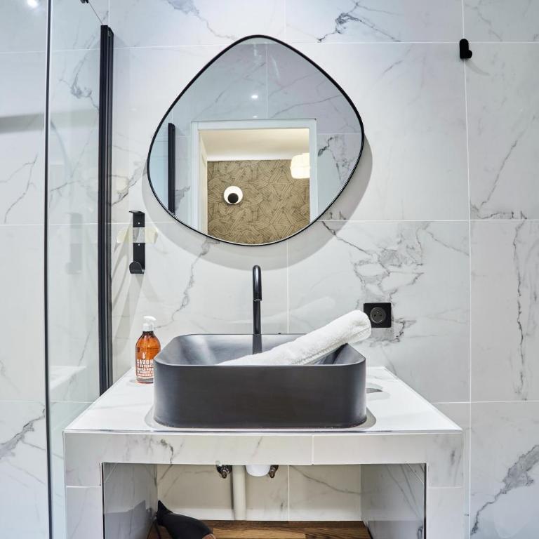 Residence Center of Paris by Studio prestige - Studio Apartment - 10