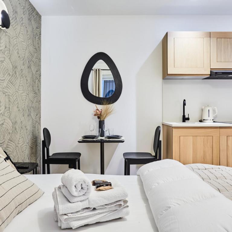 Residence Center of Paris by Studio prestige - Studio Apartment - 3