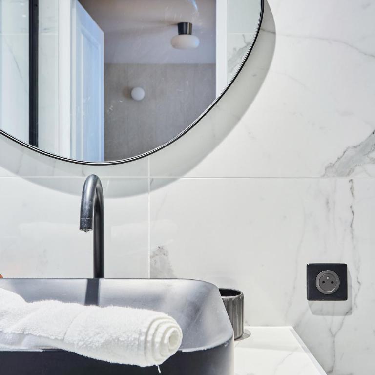 Residence Center of Paris by Studio prestige - Superior Studio - 12