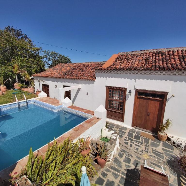 Remarkable 4-Bed Villa - Villa de 1 dormitorio - 1