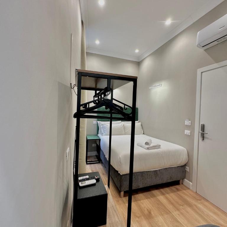 AD Suites Tritone - Camera Matrimoniale Economy - 9