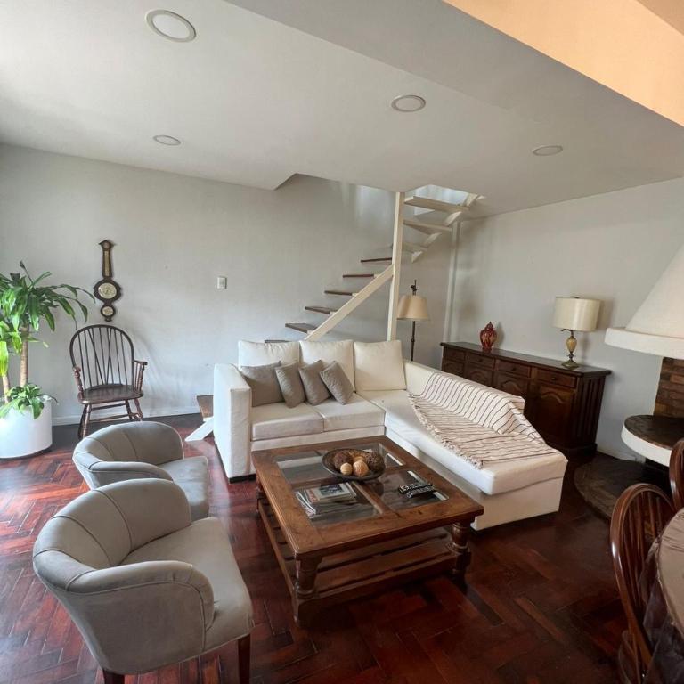 Departamento en Mar del Plata, excelente ubicación. - Apartamento de 3 dormitorios - 1