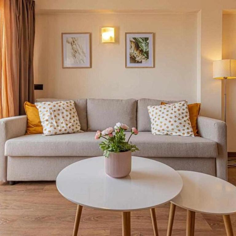 797 Holiday Rentals- Atico en Arroyo de la miel con hermosas vistas - Apartamento de 1 dormitorio - 2