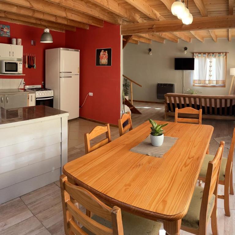 Hermosa y confortable casita en Bariloche - Two-Bedroom House - 2