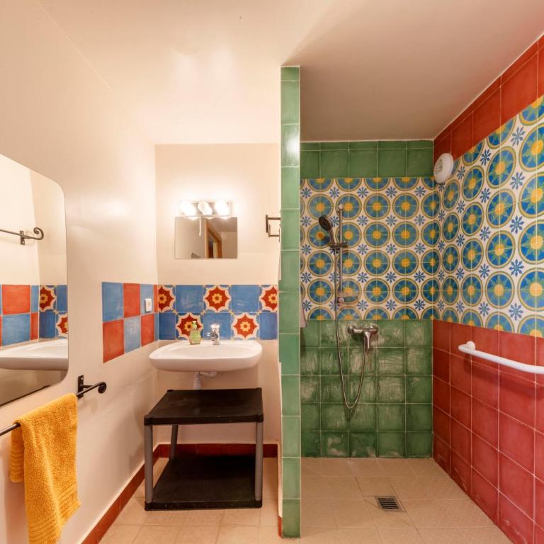 Eco-hôtel et Yourtes du Mercantour - Chambre Double - Vue sur Jardin - 6