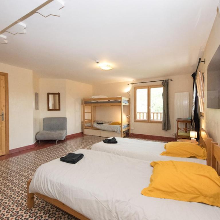 Eco-hôtel et Yourtes du Mercantour - Chambre Familiale avec Salle de Bains Privative - 3