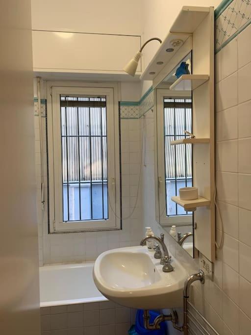 Bright - Entire apt - 24h check-in - Appartamento con 1 Camera da Letto - 6