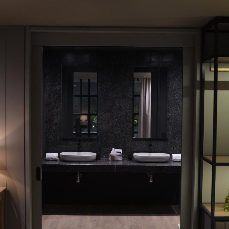 Hotel Coco - Queen Suite - 7