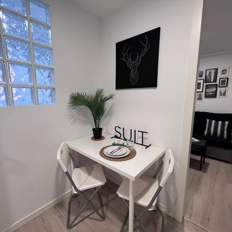Miniestudio close centre - One-Bedroom Apartment - 7