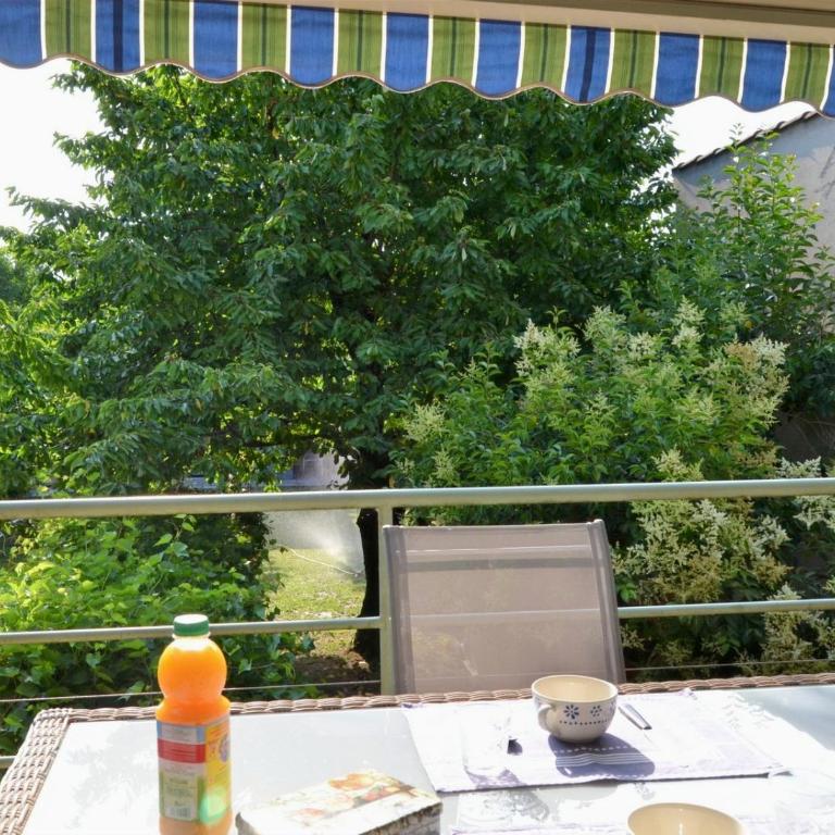 Le pavillon de Papy et Mamie - Garage - Terrasse - Proche centre - Maison 4 Chambres - 14