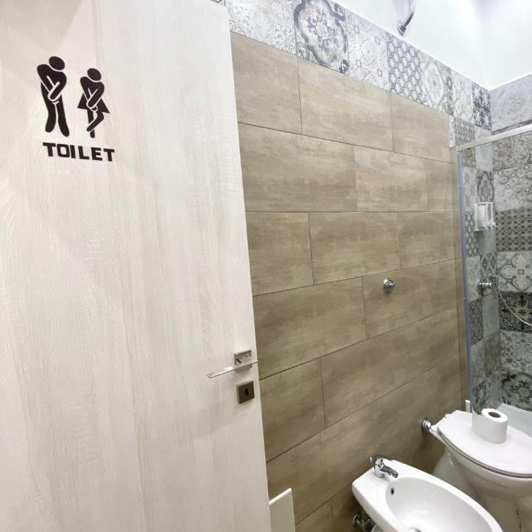 Airys B&B - Holiday House - Camera Matrimoniale con Bagno Privato - 13