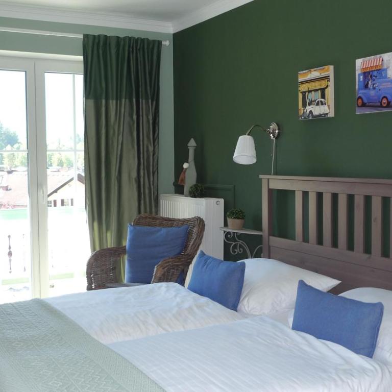 Gästehaus Waldeck - Familiensuite mit 2 Schlafzimmern - 52