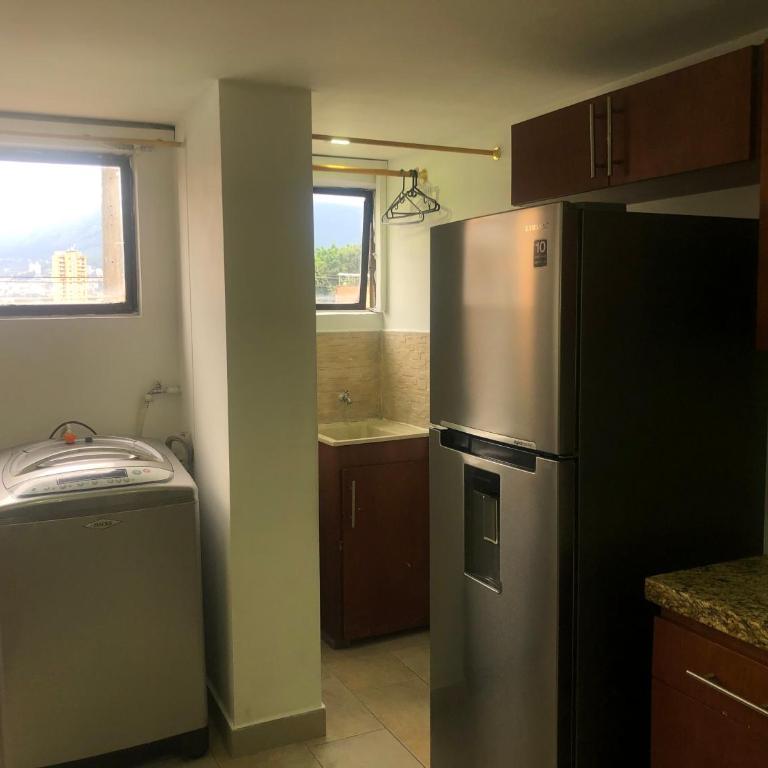 Apartamento cómodo en laureles, grande , céntrico , bien ubicado Apto303 - Apartment - 65