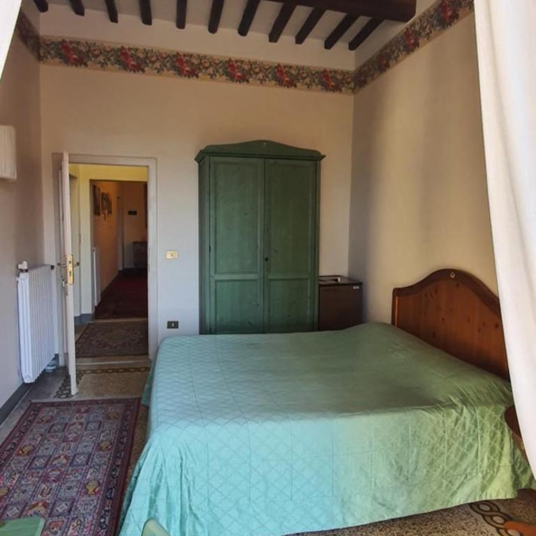 Soggiorno Dimora Del Grifo - Camera Matrimoniale con Doccia in Comune - 29