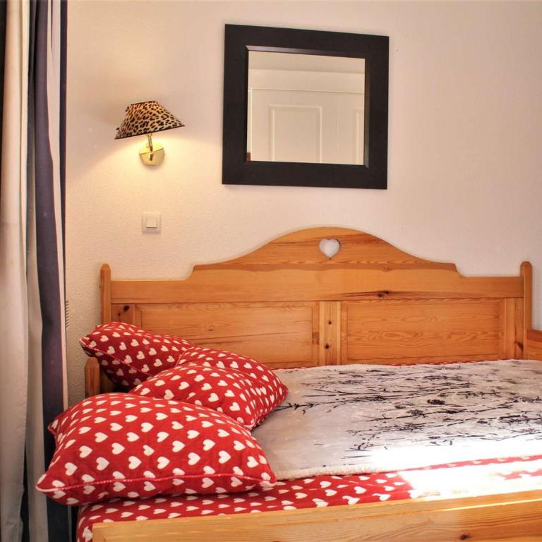 Appartement 2P 6 couchages, proche pistes, balcon, parking, animaux OK - Appartement 1 Chambre - 9