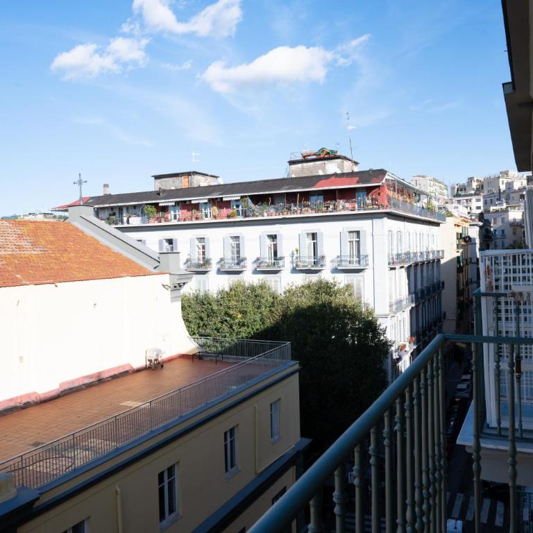 Bernini House Naples - Suite con Balcone - 25