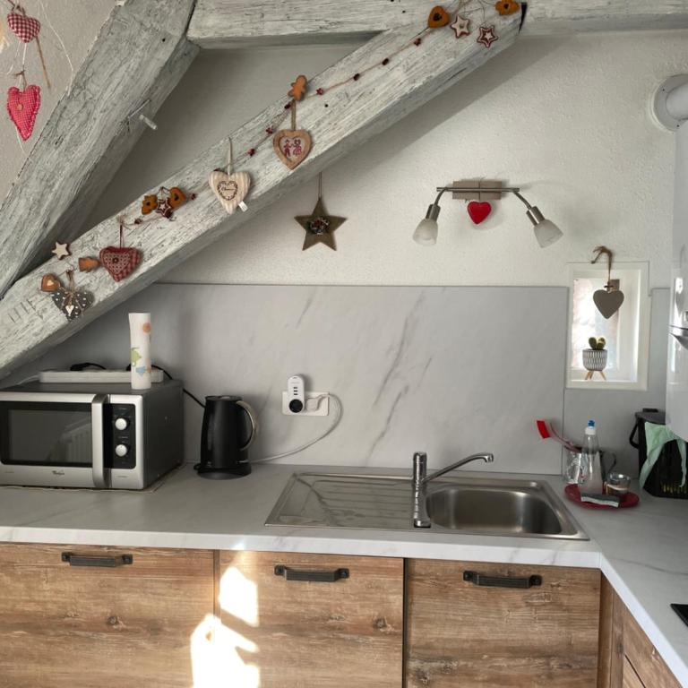Aux petits cœurs de Colmar PETITE VENISE - Maisonette-Apartment - 28