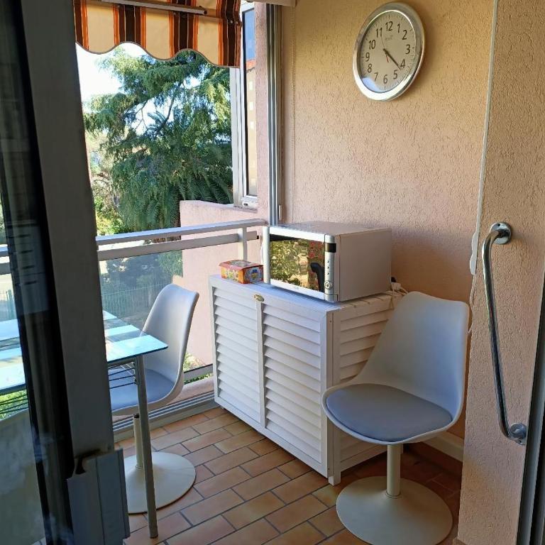 Résidence L'Iliade Appartement à 5 mn des plages Vue mer Parking gratuit - Studio - Vue sur Mer - 13