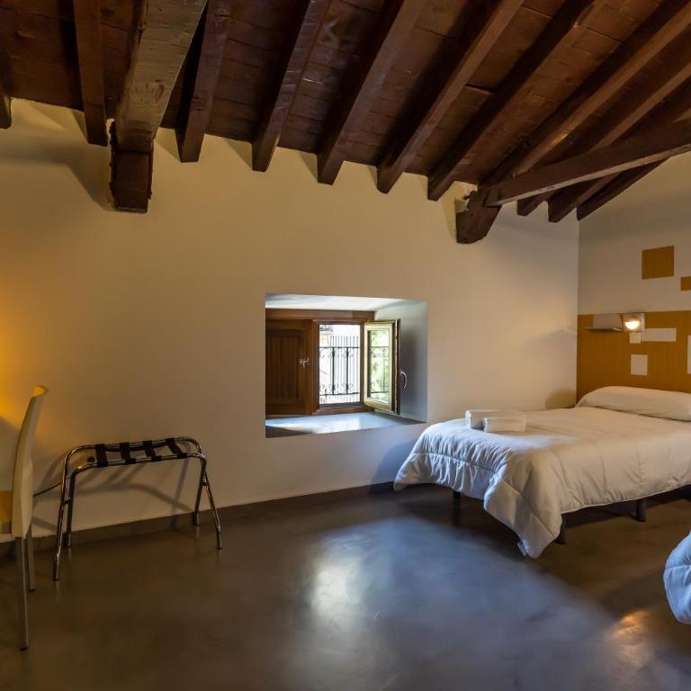 Albergue Inturjoven Cazorla - 1 Cama en Dormitorio Compartido - 9