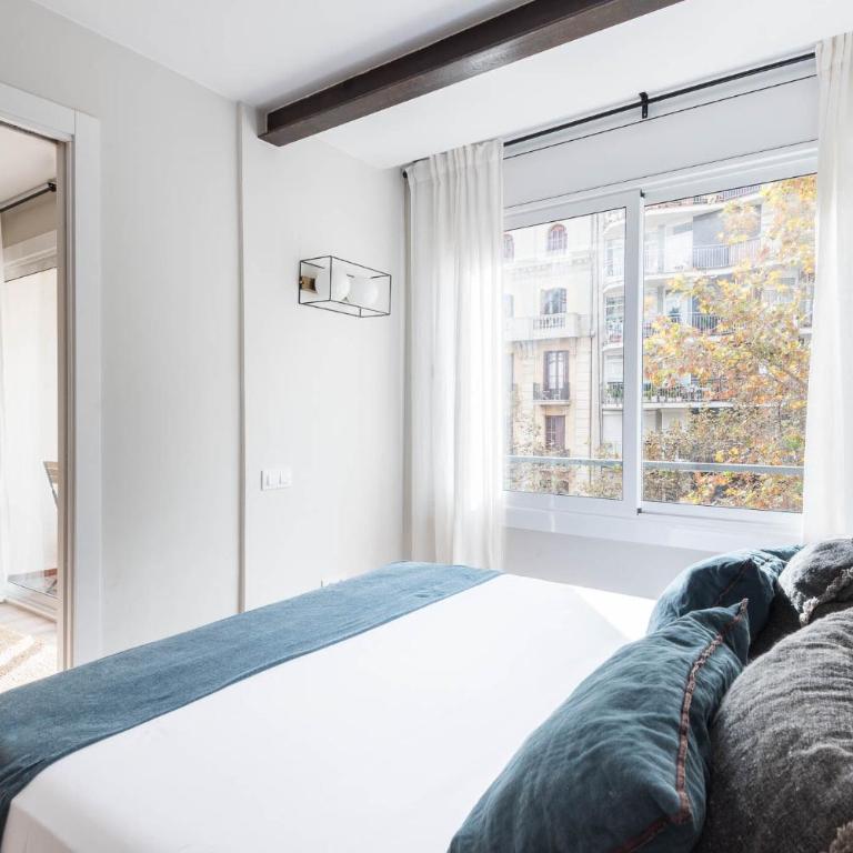 Style and design in the best location, Eixample Barcelona - Three-Bedroom Apartment - 28
