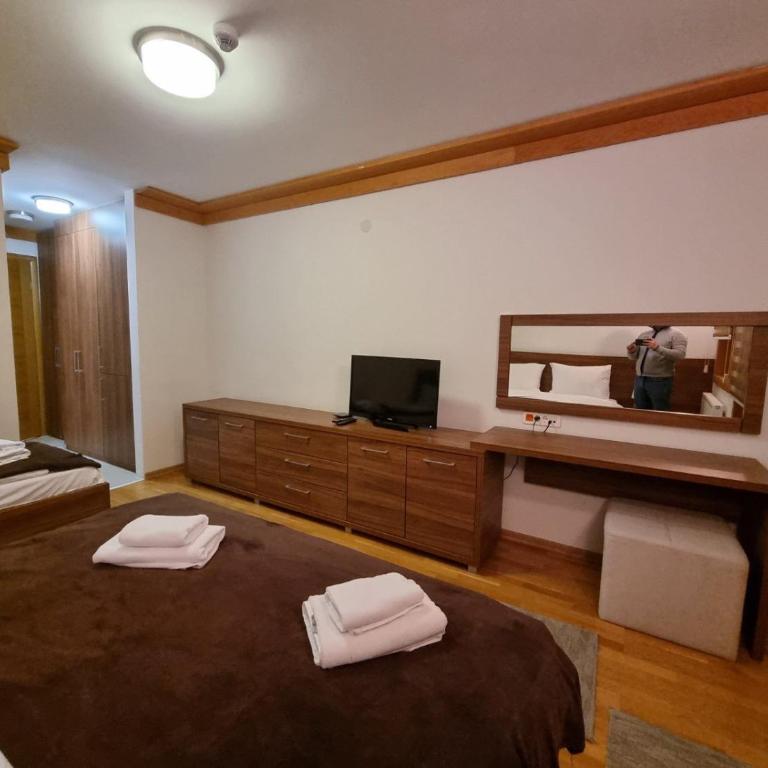 RT apartmani u sklopu hotela Vučko- Jahorina - Comfort Triple Room - 3