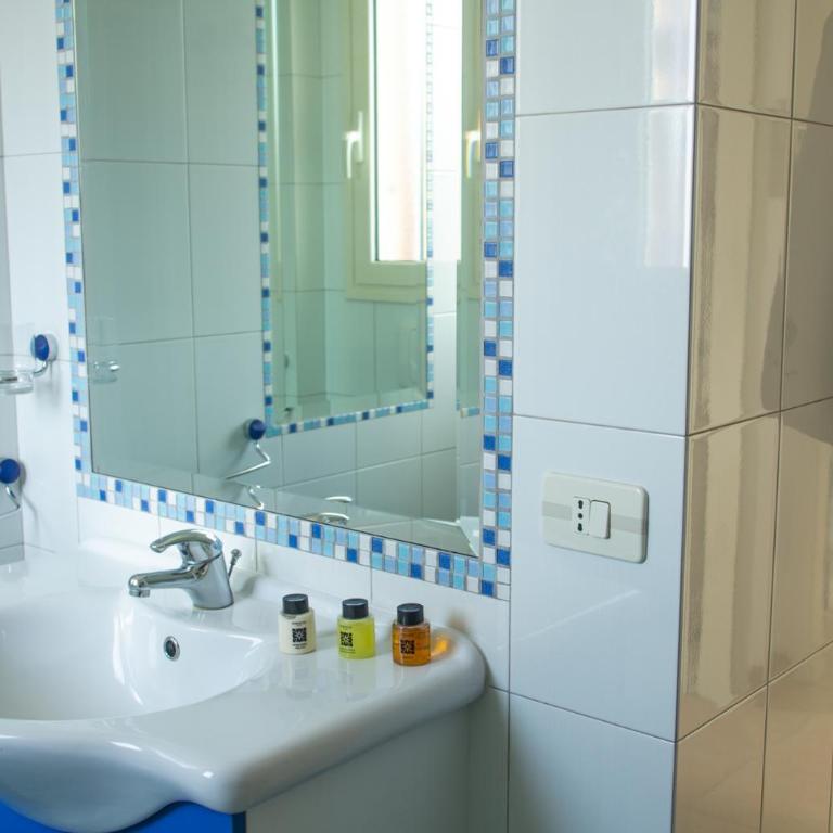 Villetta Fronte Mare - The Fab Stay - Appartamento con 2 Camere da Letto - 20