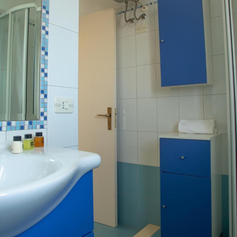 Villetta Fronte Mare - The Fab Stay - Appartamento con 2 Camere da Letto - 18