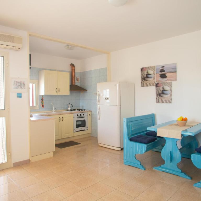 Villetta Fronte Mare - The Fab Stay - Appartamento con 2 Camere da Letto - 10