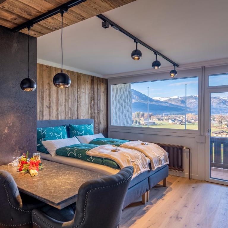 Wolfgangsee Appartements - Panorama Blick, Parkplatz, Balkon - Studio with Lake View - 1