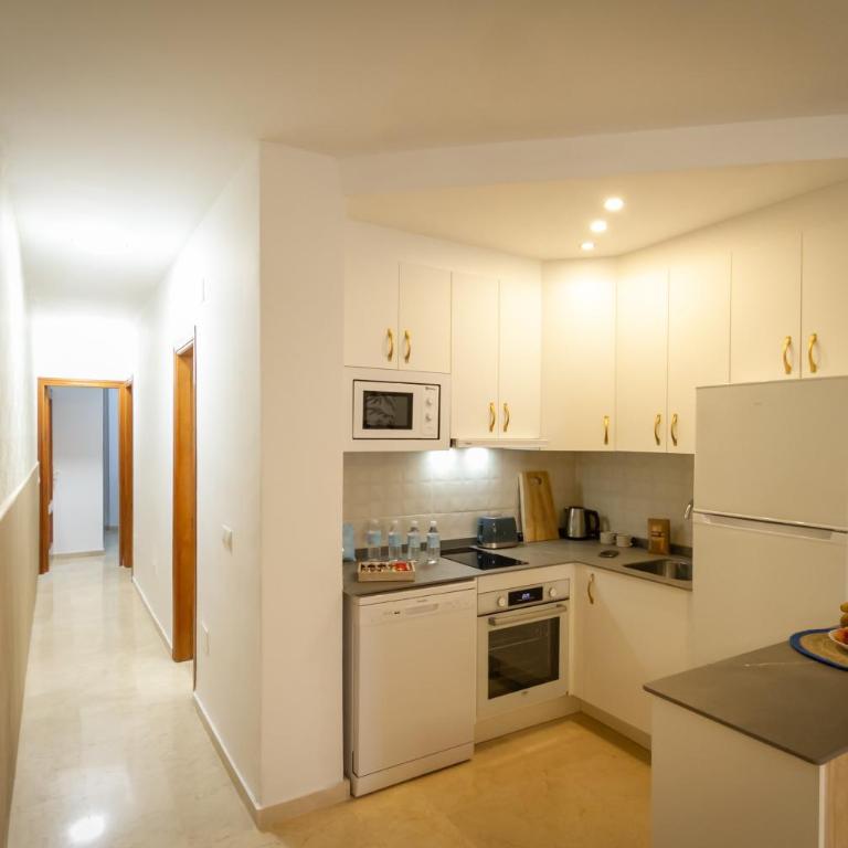 MARBELLA BANUS SUITES - Marbella Centro Edificio Doña Inés Suite Apartment - Apartamento de 2 dormitorios - 4