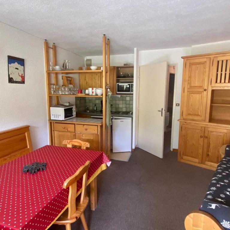Appartement skis aux pieds pour 6 pers. sur les pistes - Animaux admis - FR-1-445-33 - Apartamento (6 adultos) - 5
