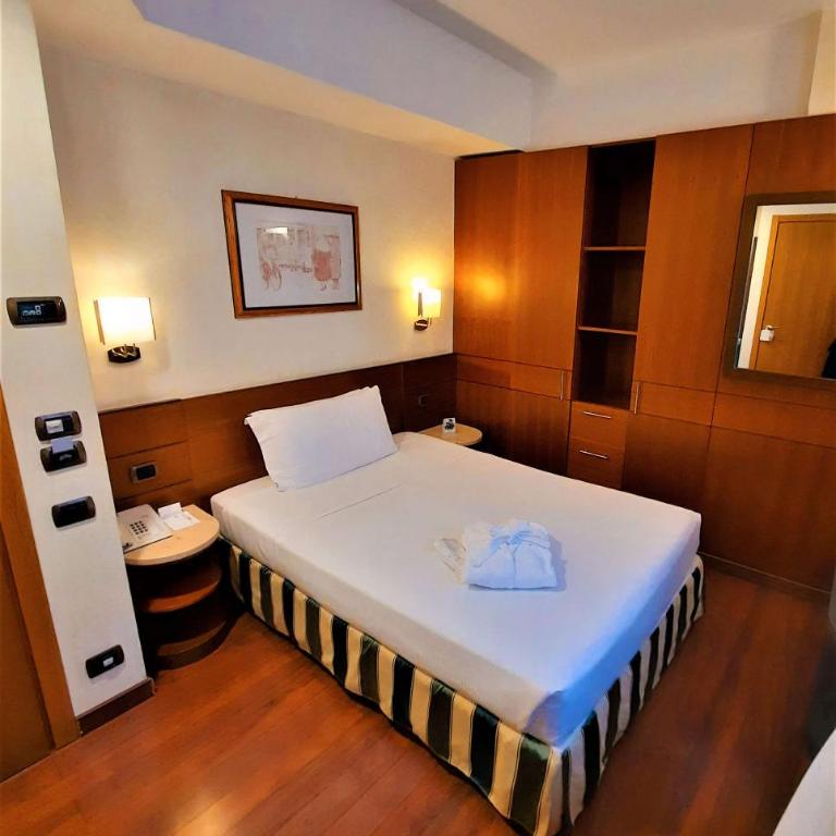 Hotel Mirage Sure Hotel Collection by Best Western - Camera Singola Deluxe - 3