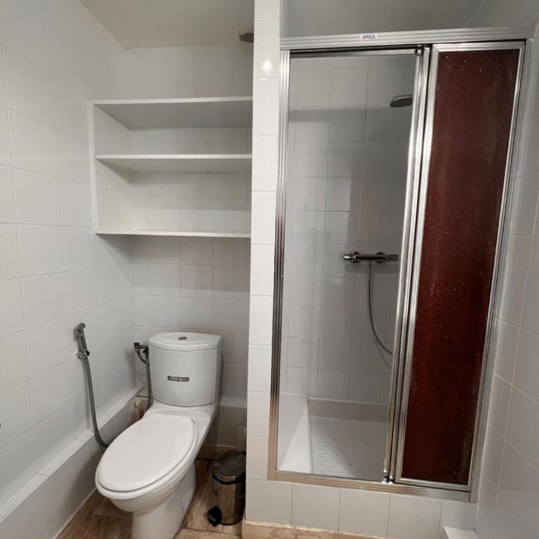 Chic Studio at Arc de Triomphe and Champs Elysees - Studio - 8