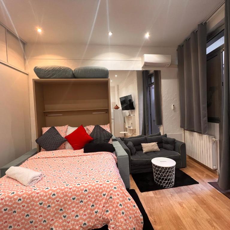 Chic Studio at Arc de Triomphe and Champs Elysees - Studio - 1