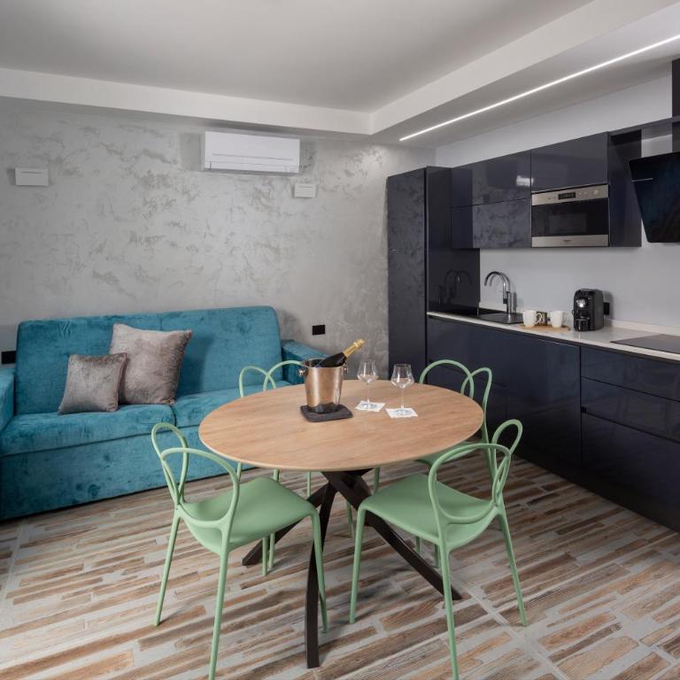 Elegance Riccione - Appartamento su 2 Livelli - 9