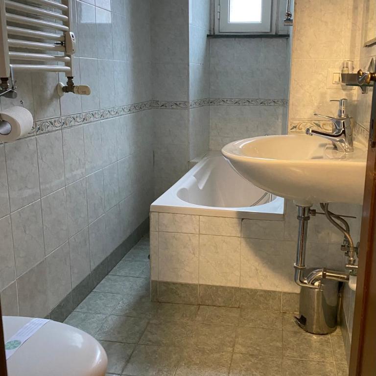 affittacamere san pietro resort - Camera Matrimoniale con Bagno Privato Esterno - 3