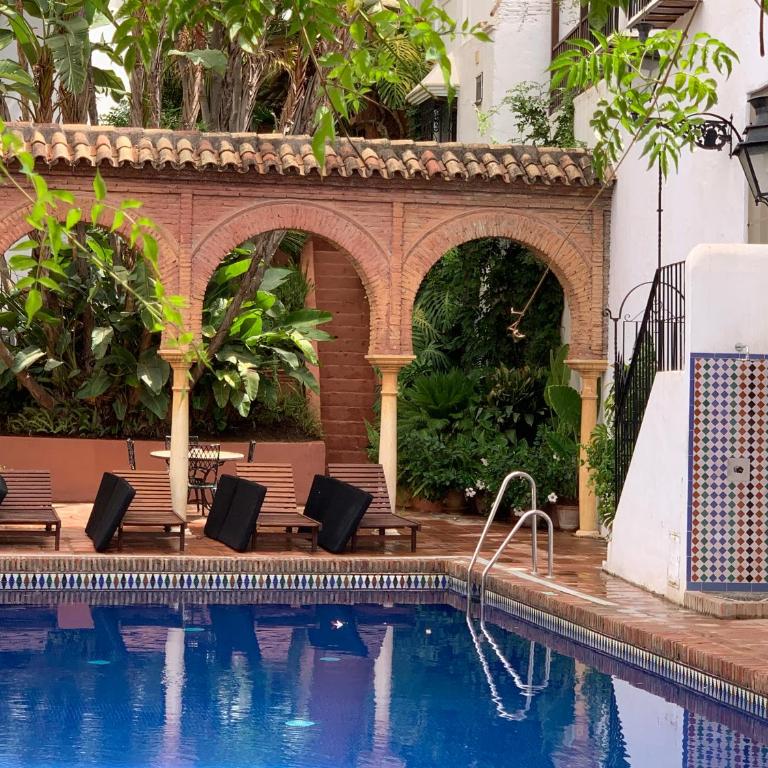 Lovely studio in Marbella close to Puente Romano - Apartamento de 1 dormitorio - 88