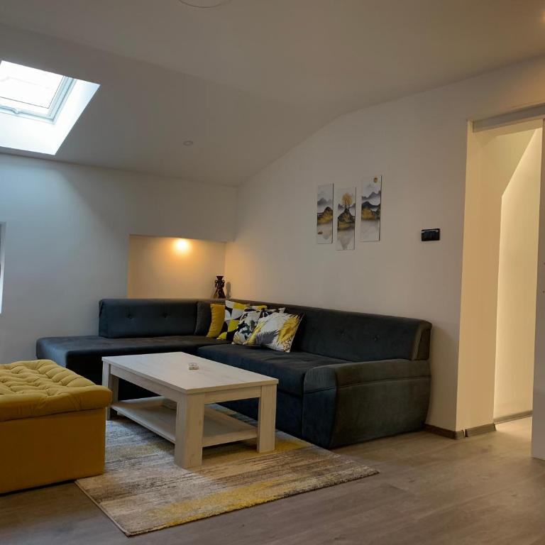 Apartment Grey - Apartman sa 2 Spavaće Sobe - 1