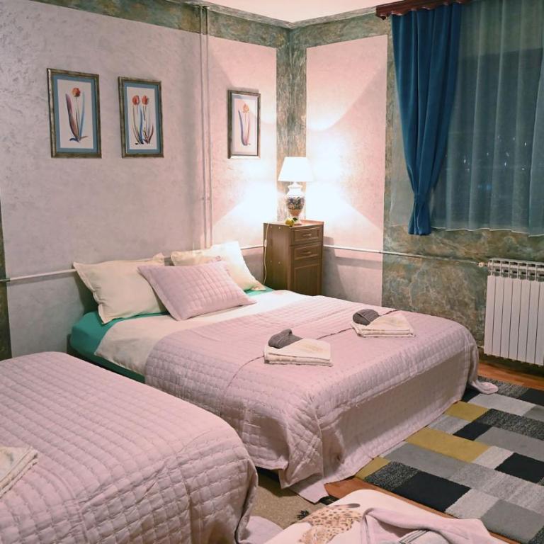 Romansa - Two-Bedroom Apartment - 9
